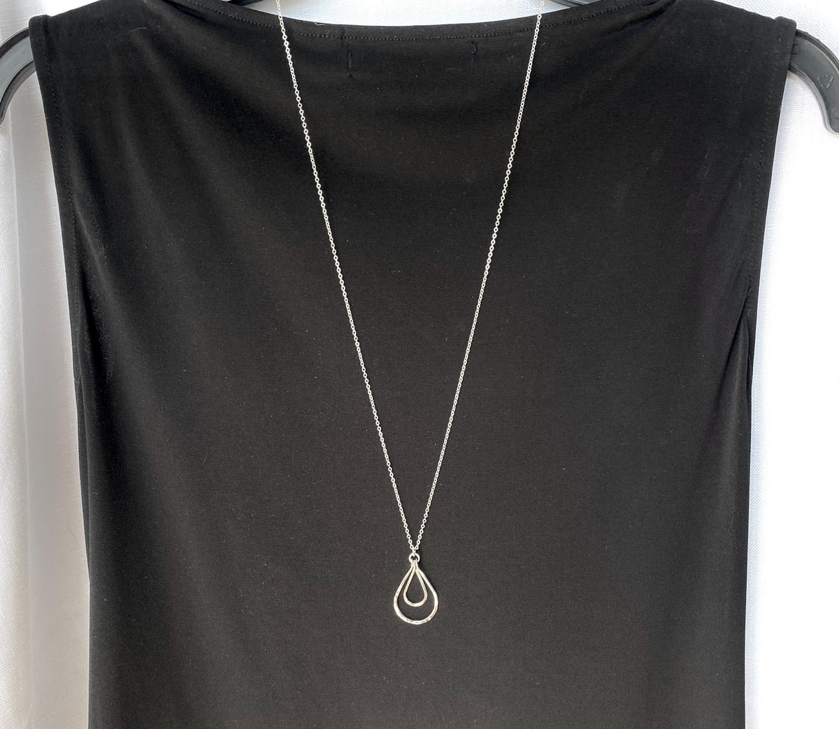 Hammered Silver Teardrop Pendant Necklace